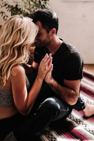 Mafia King Innocent Luna Mafia King Innocent Luna by Kitto - Book Cover Background