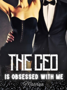 The CEO Is Obsessed With Me by Marriee - Book Cover